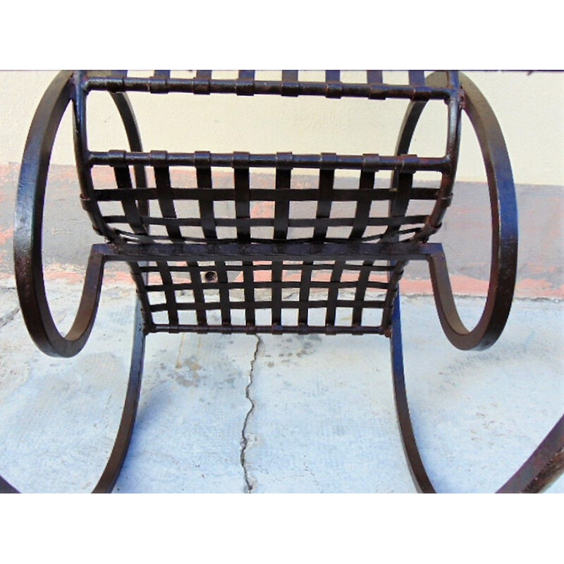 Chaise à bascule vintage en fer