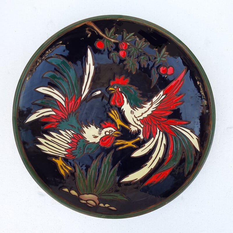 Vintage ceramic wall plaque of fighting roosters