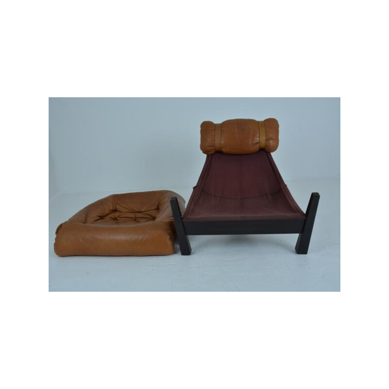 Vintage Montis lounge chair in leather, Gerard VAN DEN BERG - 1970s