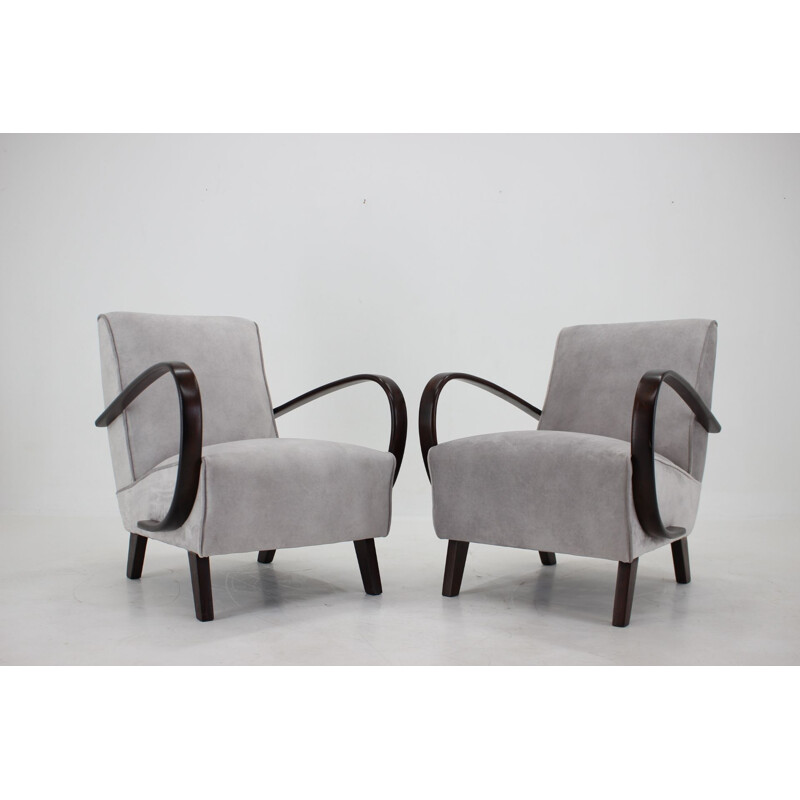 Pair of vintage armchairs by Jindrich Halabala, Czechoslovakia 1950