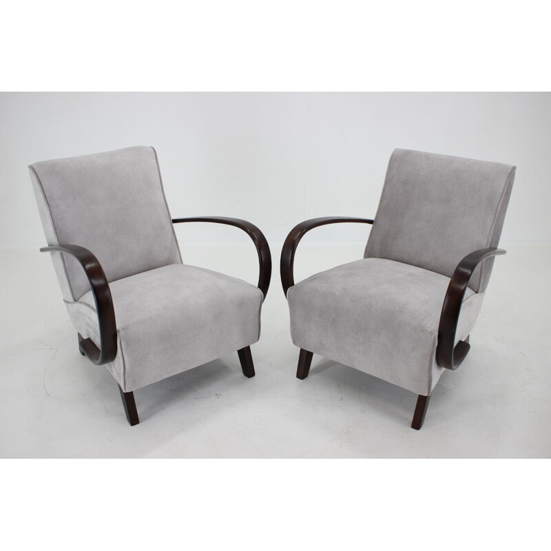 Pair of vintage armchairs by Jindrich Halabala, Czechoslovakia 1950