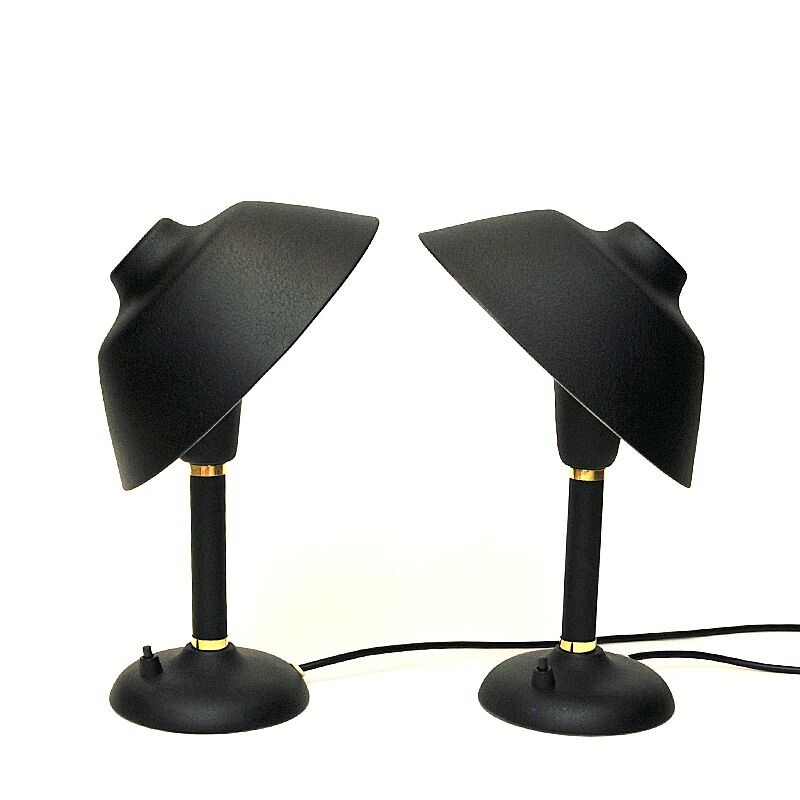 Paire de lampes de table vintage en métal noir et suédois par Gemi, 1950