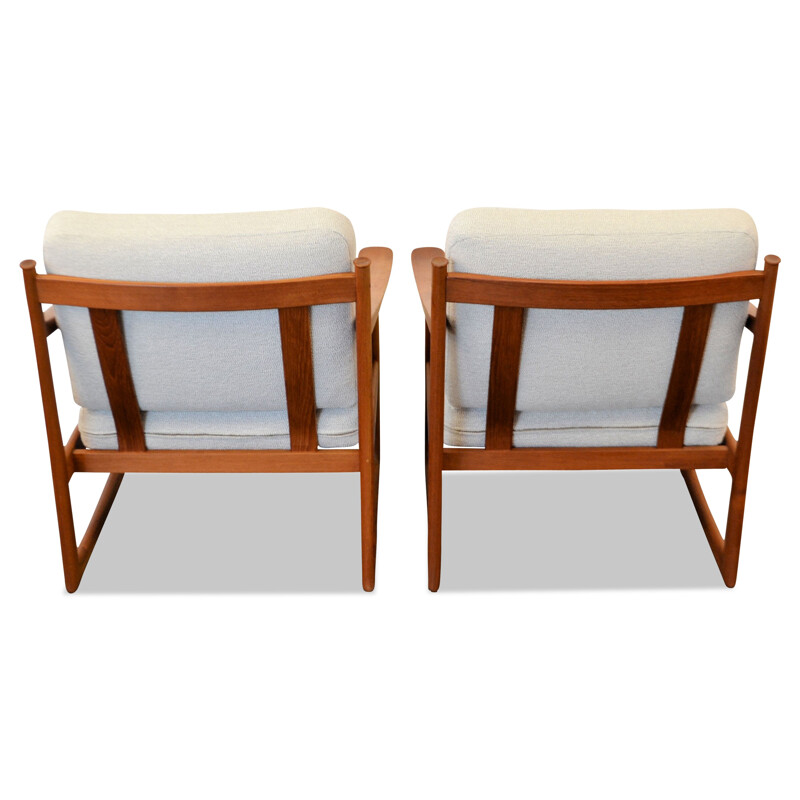Pair of France & Son "FD-130" armchairs in teak and cream fabric, Peter HVIDT & Orla Mølgaard NIELSEN - 1960s