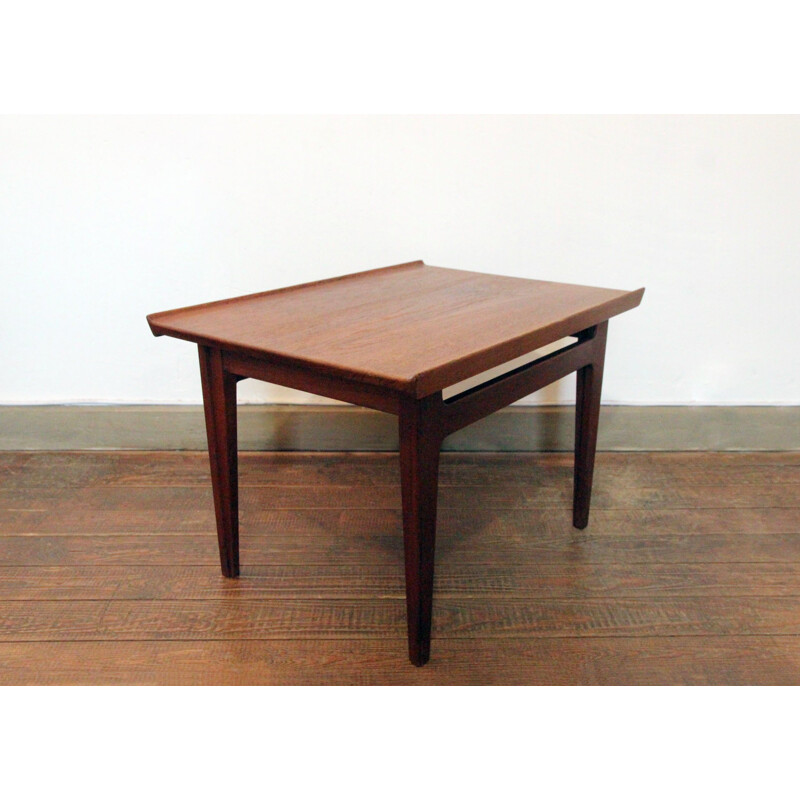 Vintage side table model 535 by Finn Juhl, 1950-1960