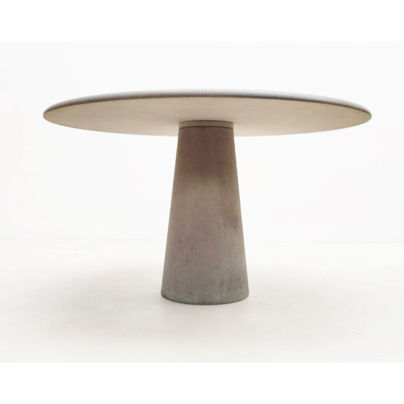 Mid-century round concrete dining table, Italy 1970s