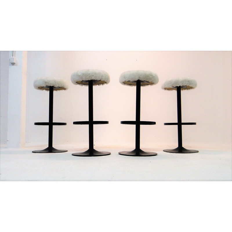 Set of 4 bar stools in steel and wool - 1960s