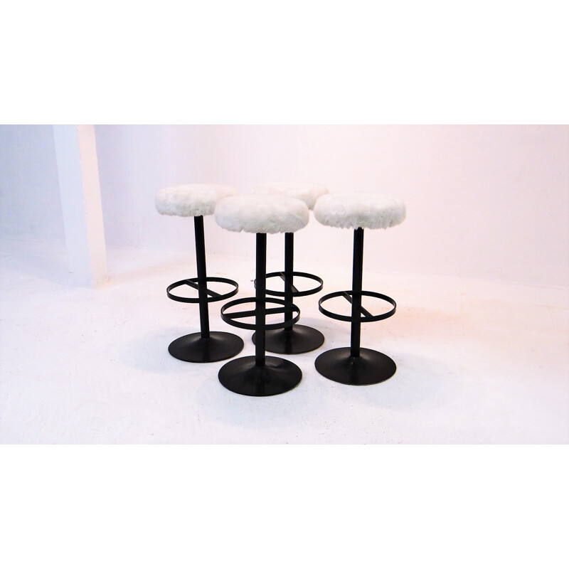 Set of 4 bar stools in steel and wool - 1960s