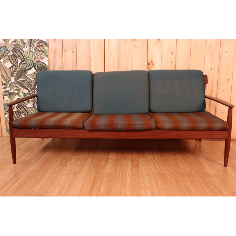 Canapé Scandinave vintage en teck massif, 1960-1970