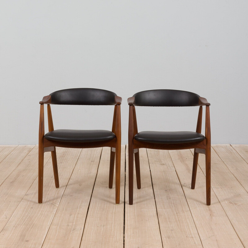 Pair of vintage model 213 armchairs by Th Harlev for Farstrup Møbler, Denmark 1950s