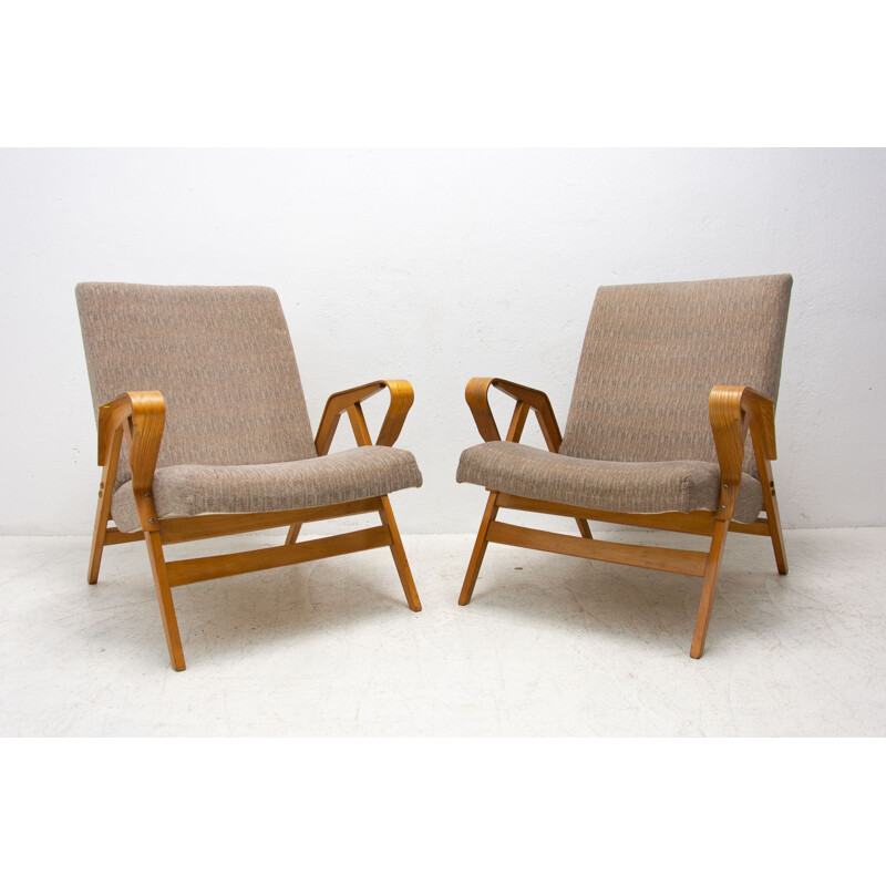 Paar vintage gebogen houten fauteuils van František Jirák voor Tatra nábytok, Tsjechoslowakije 1960