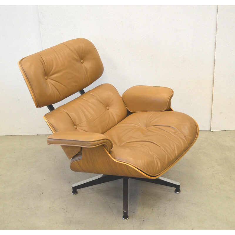 Herman Miller Lounge Chair & Ottoman in walnut and leahter, Charles EAMES - 1980s