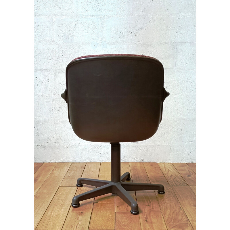 Vintage Comforto armchair by Mobilier International