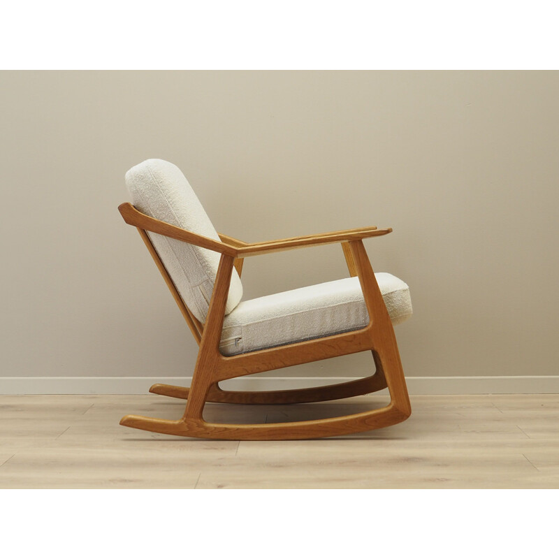 Cadeira de balanço de carvalho dinamarquês Vintage por H. Brockmann Petersen para Randers Møbelfabrik, 1960