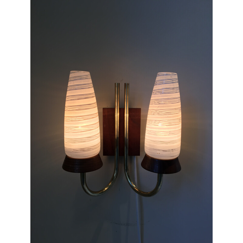 Wall light in teak, brass and engraved glass globes - 1950s