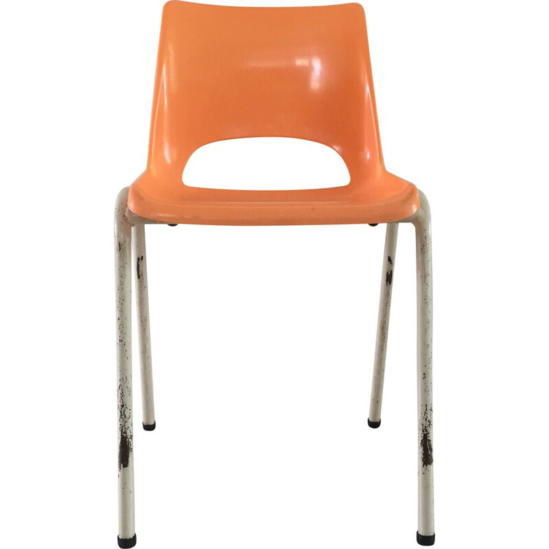 Vintage-Schulstuhl orange