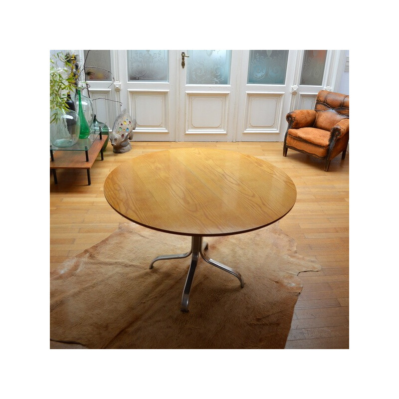 Table à repas ronde en chêne doré - 1970