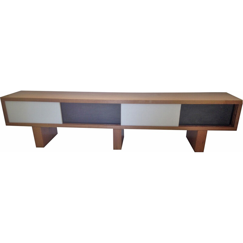 Low sideboard in solid oakwood - 1990s