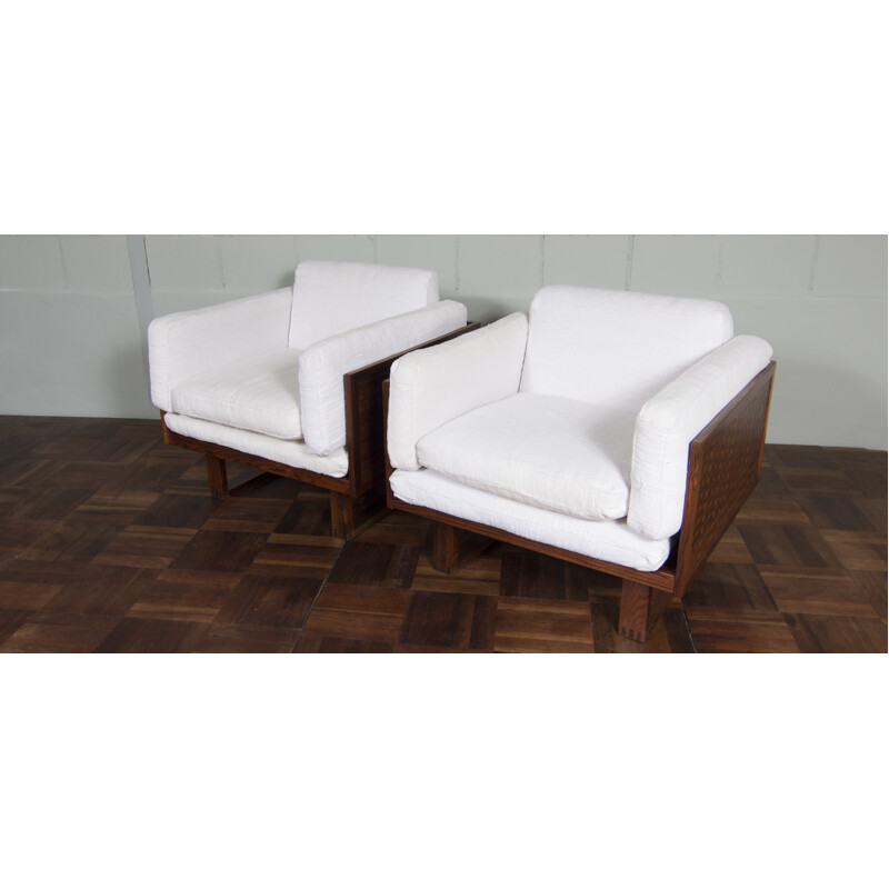 Paire de fauteuils en lin blanc, Poul CADOVIUS - 1960