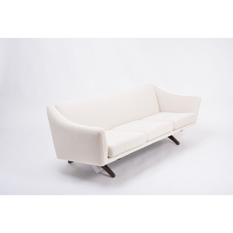 Vintage beige Danish sofa model Ml140 by Illum Wikkelsø