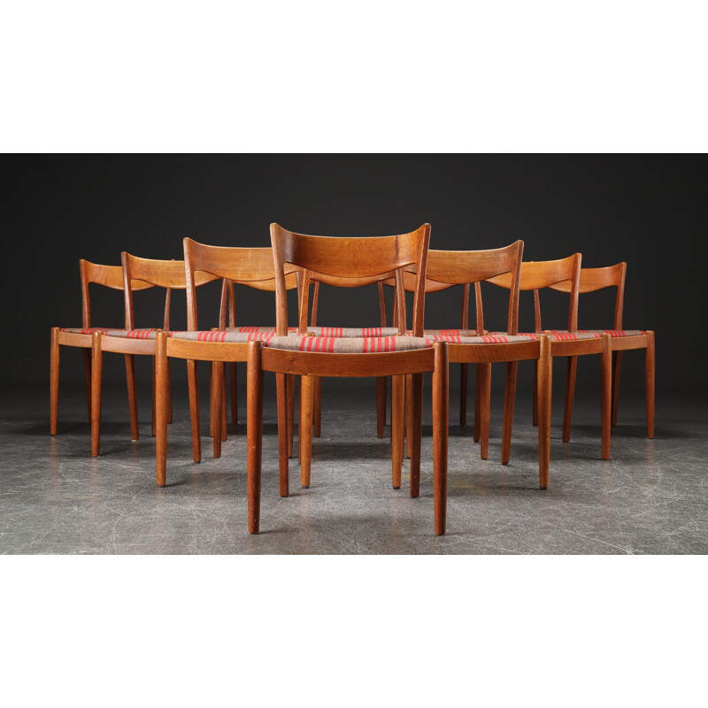 Set of 10 Scandinavian dining chairs in oak, Ib KOFOD LARSEN - 1950s