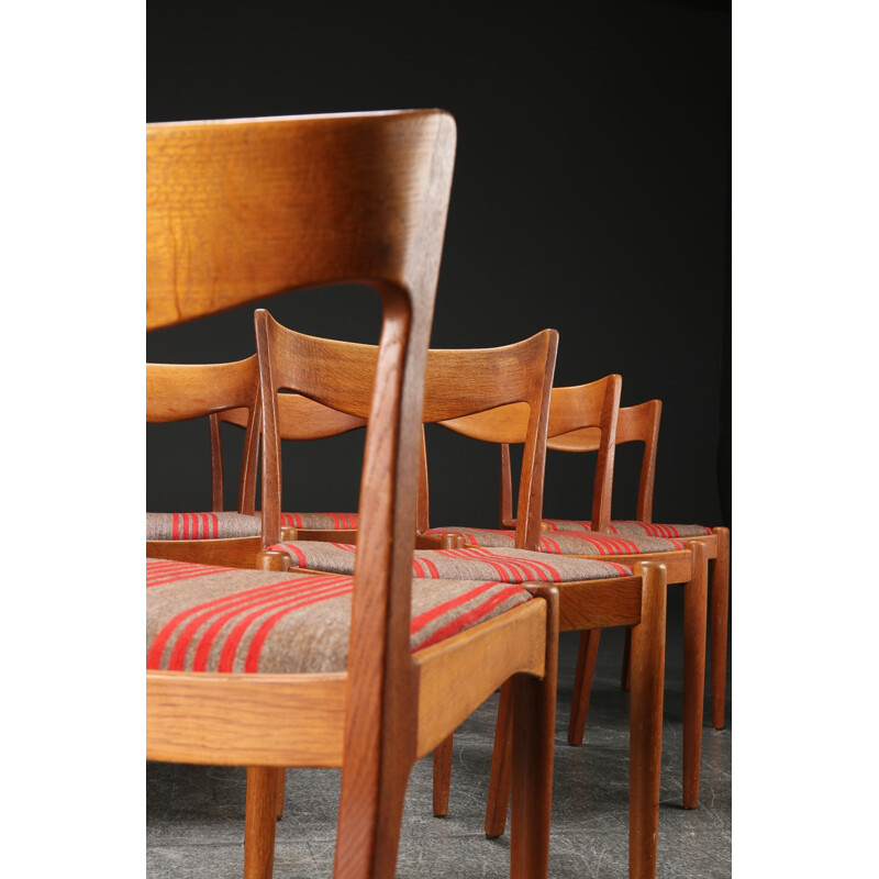 Set of 10 Scandinavian dining chairs in oak, Ib KOFOD LARSEN - 1950s