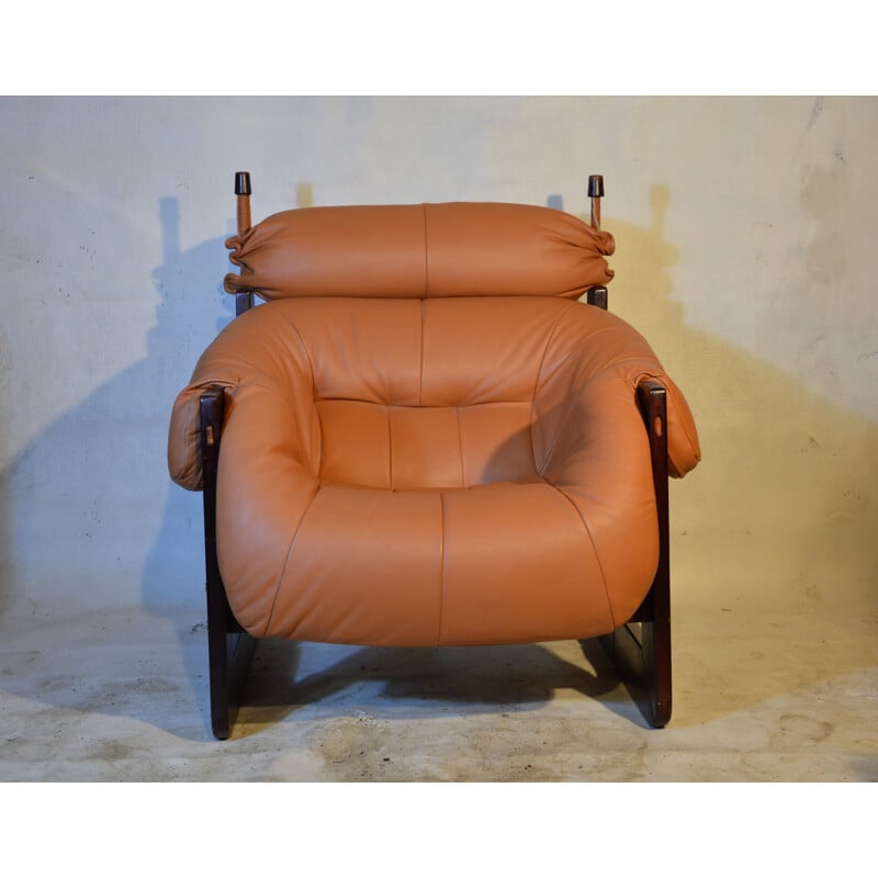 Pair of armchairs in leather and rosewood, Percival LAFER - 1960s