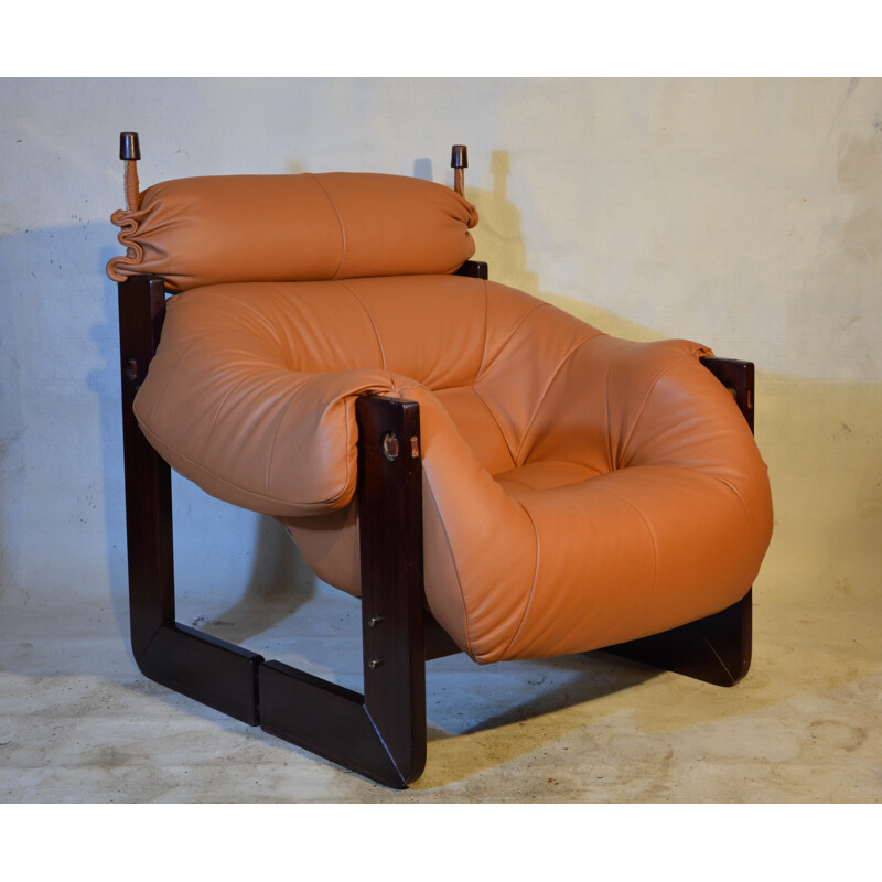 Paire de fauteuils en cuir et palissandre, Percival LAFER - années 60