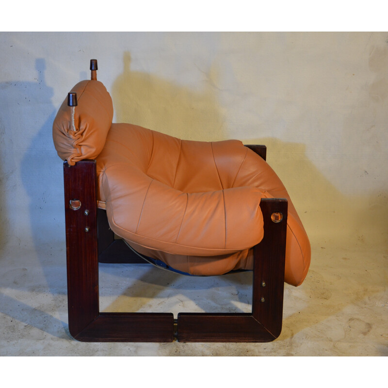 Pair of armchairs in leather and rosewood, Percival LAFER - 1960s