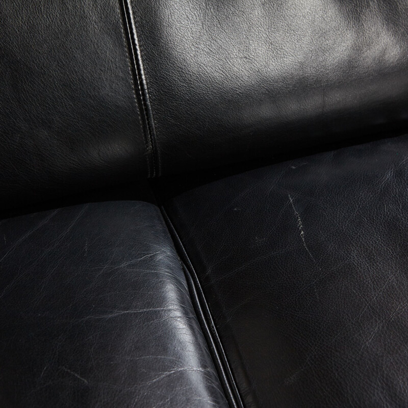 Vintage two-seater sofa in black leather by Paolo Piva for Wittmann