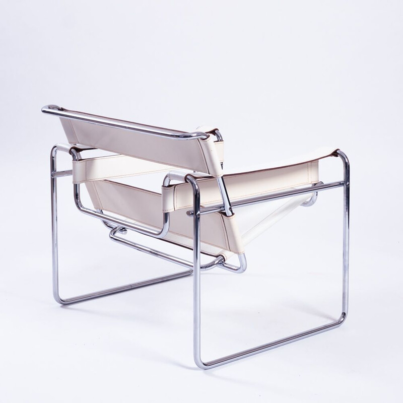 Pair of vintage Wassily club armchairs in white by Marcel Breuer for Gavina, 1980s