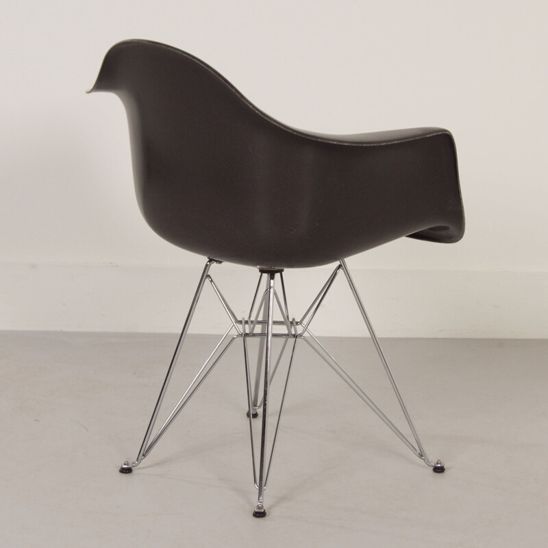 Ensemble de 6 fauteuils vintage Dar en fibre de verre par Charles Eames pour Modernica, 2000