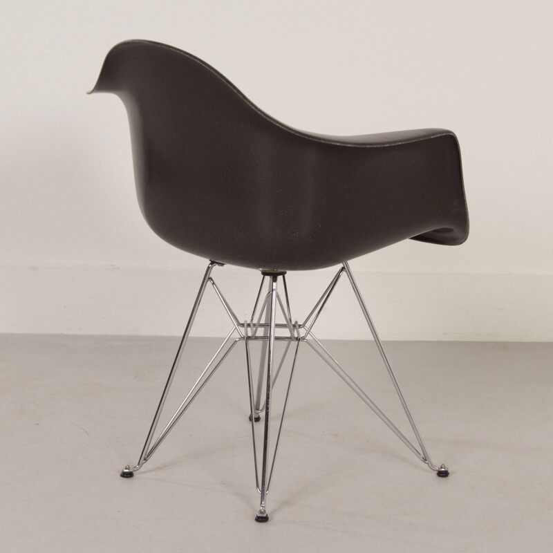 Set van 6 vintage Dar glasvezel stoelen van Charles Eames voor Modernica, 2000