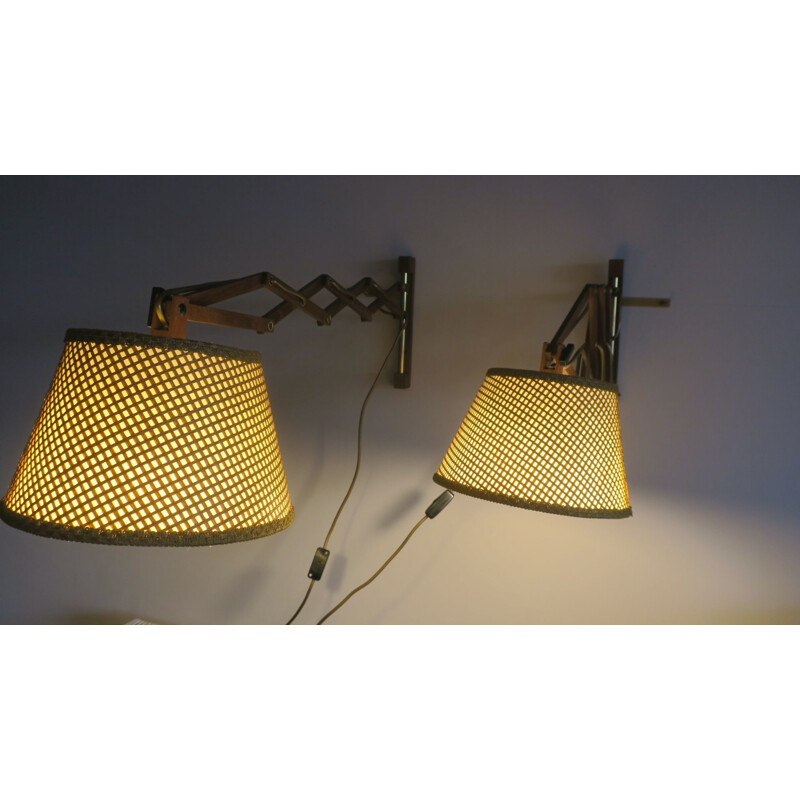 Paar vintage teak en bamboe "schaar" wandlampen van Erik Hansen, 1960