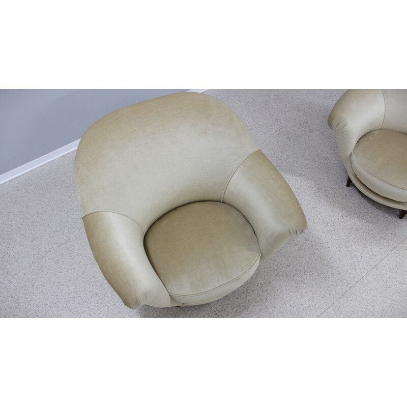 Pair of vintage velvet armchairs by Federico Munari, 1950