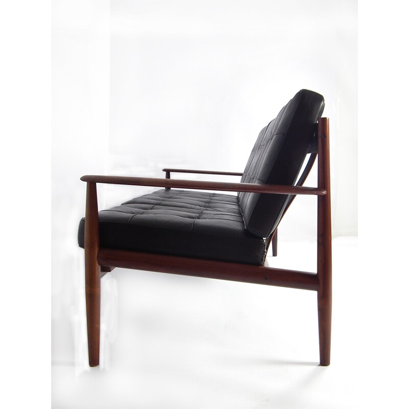 Canapé 3 places en palissandre et cuir noir, Grete JALK - 1960