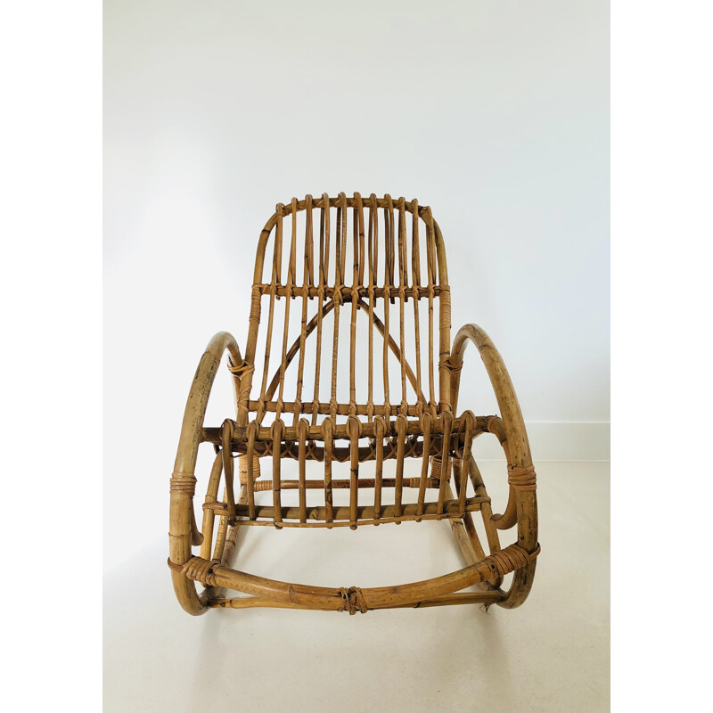 Sedia a dondolo vintage per bambini in rattan, Italia 1960