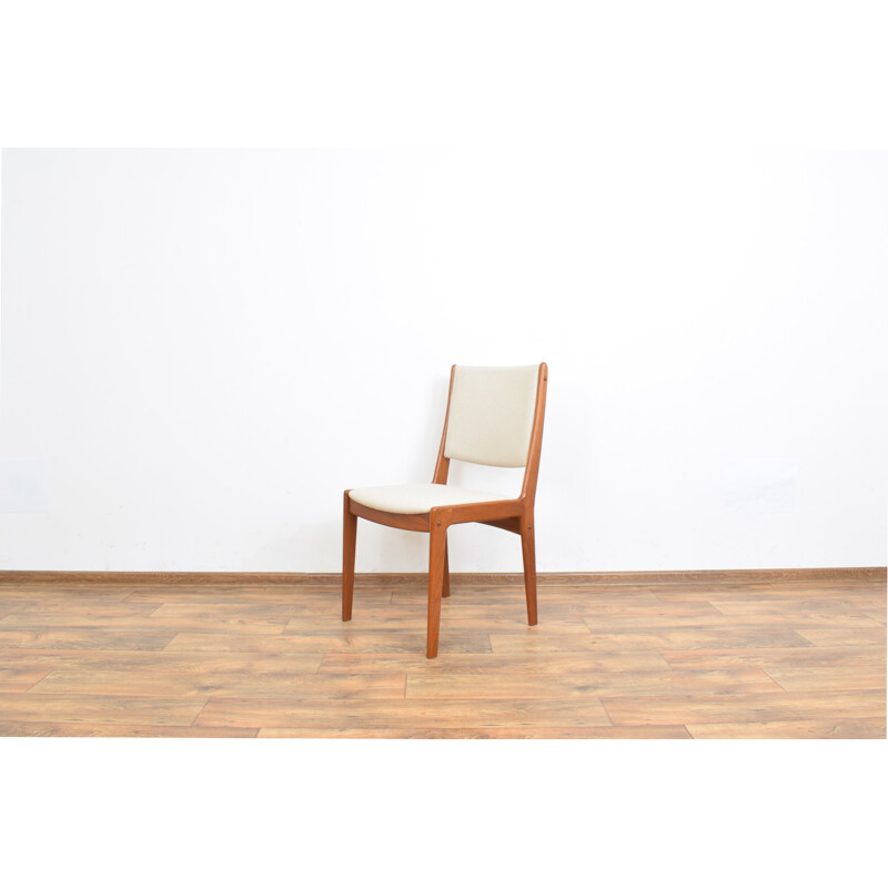 Set of 6 mid-century Danish teak dining chairs by Johannes Andersen, 1960s