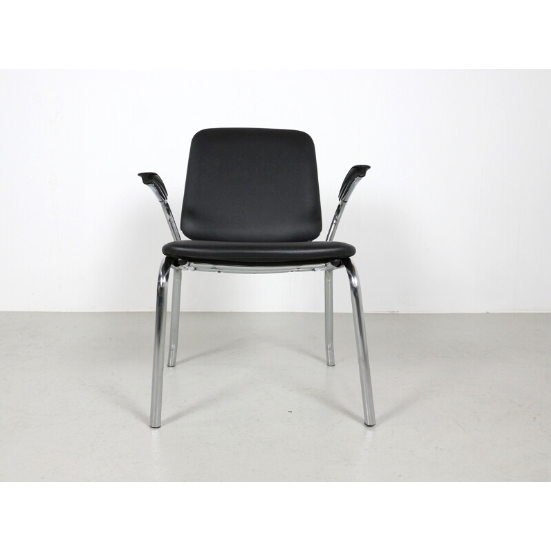Paire de fauteuils Gispen en acier et simili cuir noir, Martin DE WIT - 1960