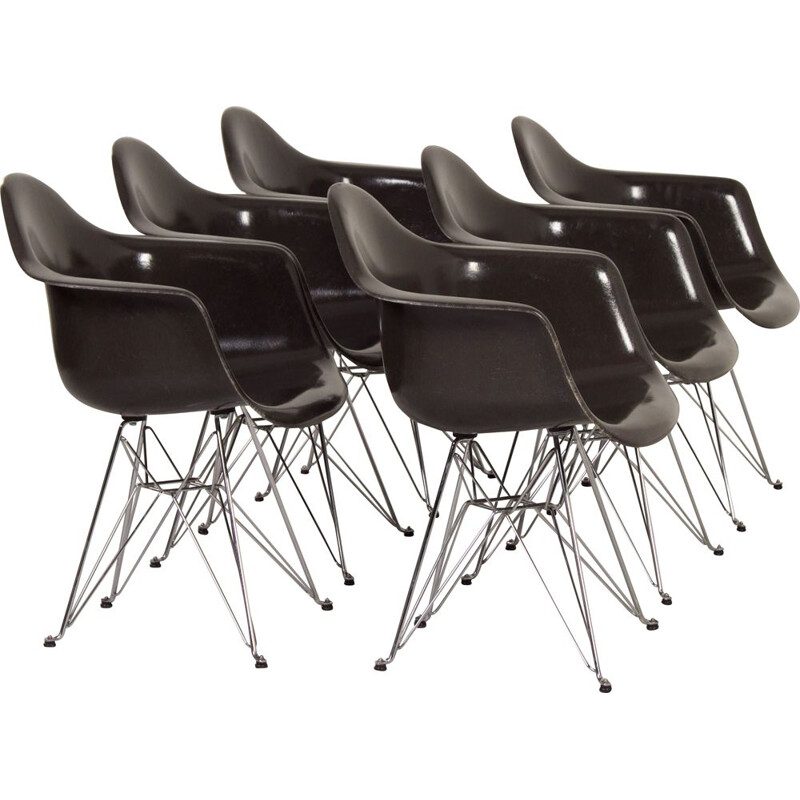 Set van 6 vintage Dar glasvezel stoelen van Charles Eames voor Modernica, 2000