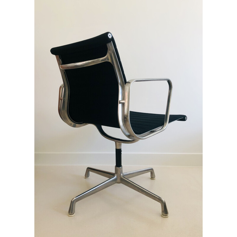 EA 108 vintage armchair by Charles & Ray Eames for Herman Miller, 1973s