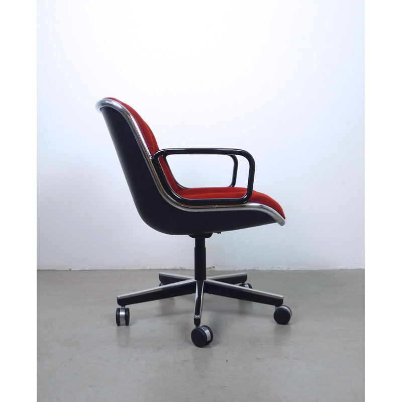 Knoll office chair in metal and red fabric, Charles POLLOCK - 1960s