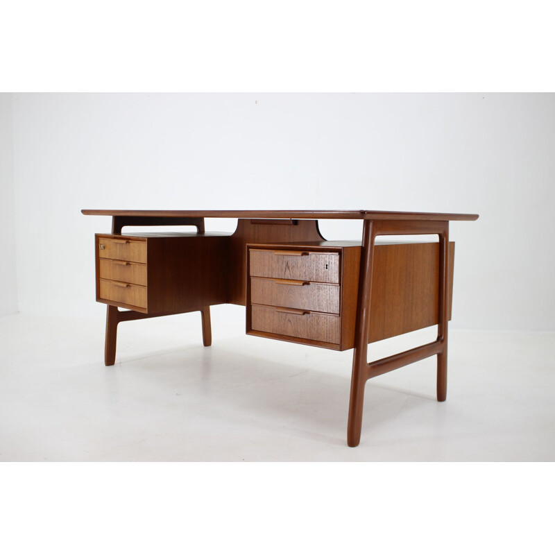 Vintage teakhouten bureau model 75 van Gunni Omann voor Omann Jun Møbelfabrik, 1960