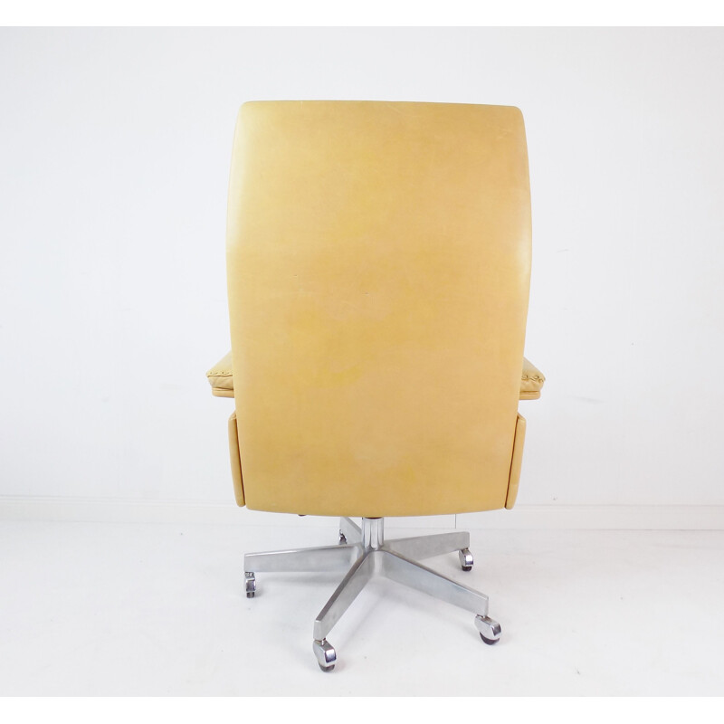 Vintage De Sede DS 35 office leather armchair