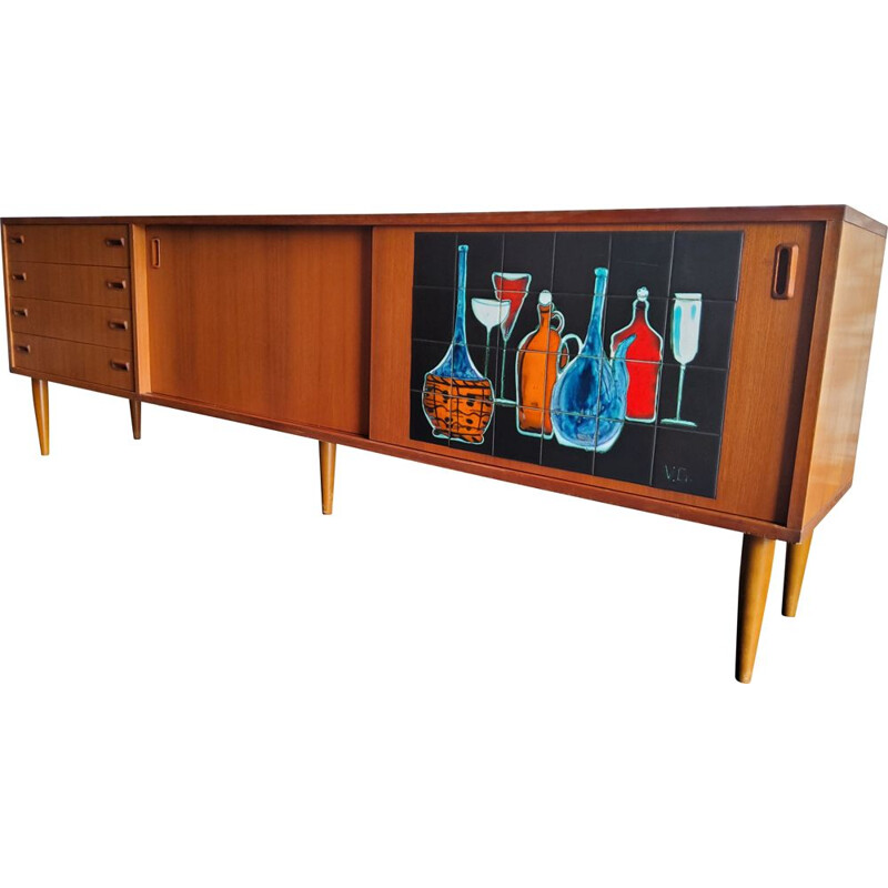 Long Vintage sideboard with sliding doors and ceramic decoration