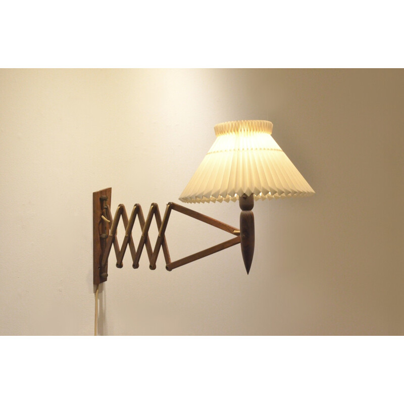 Danish "Accordeon" wall lamp in plastic and rosewood, Kaare KLINT - 1950s