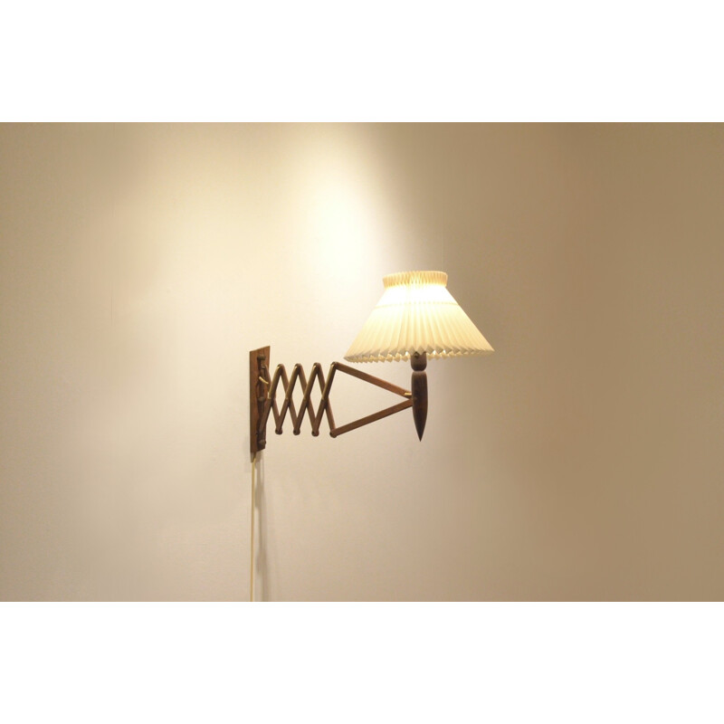 Danish "Accordeon" wall lamp in plastic and rosewood, Kaare KLINT - 1950s