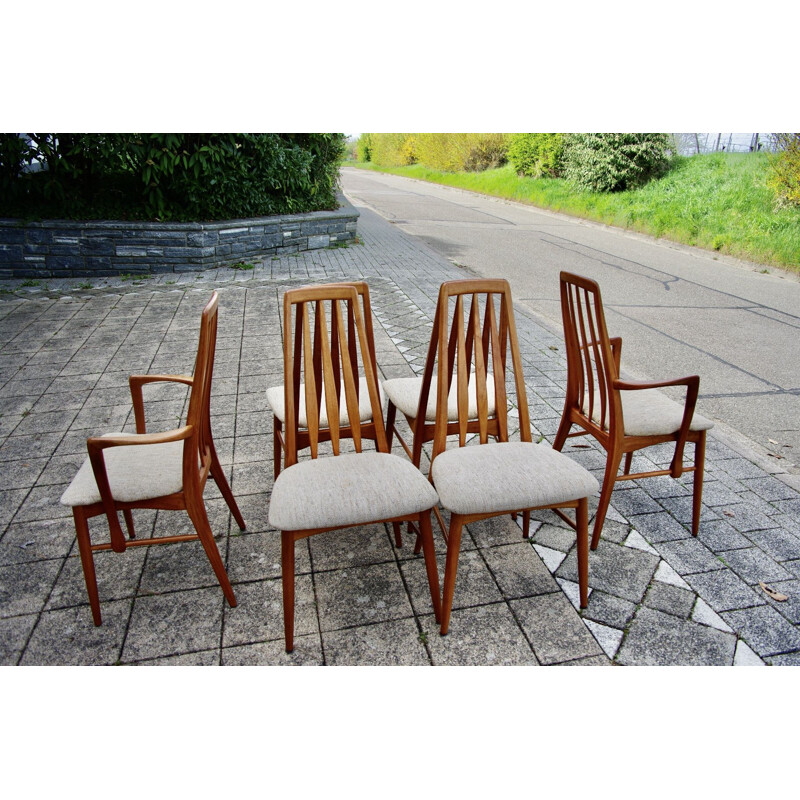 Set van 4 stoelen en paar vintage fauteuils Eva van Koefoed