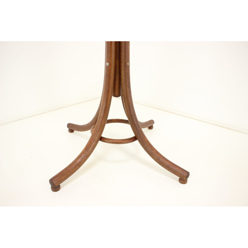 Vintage bentwood floor coat rack by Ton Thonet, Czechoslovakia 1980