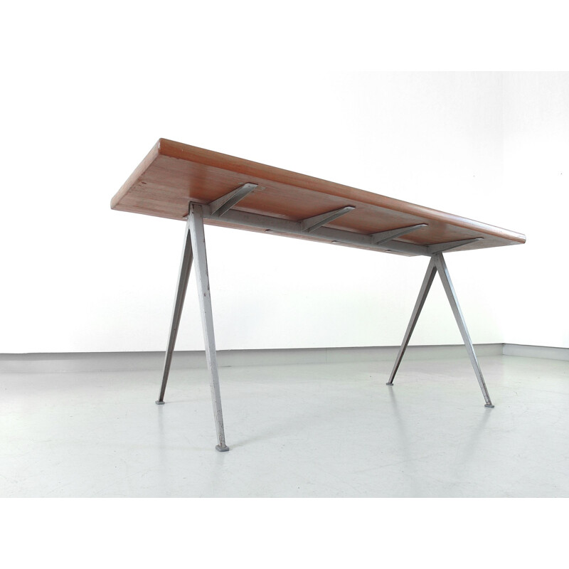 Mesa piramidal vintage de Wim Rietveld para Ahrend de Cirkel, Países Bajos 1960