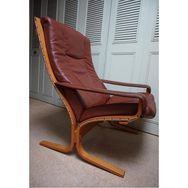 Sillón vintage de cuero y madera de haya de Ingmar Relling para Westnova, Noruega 1970